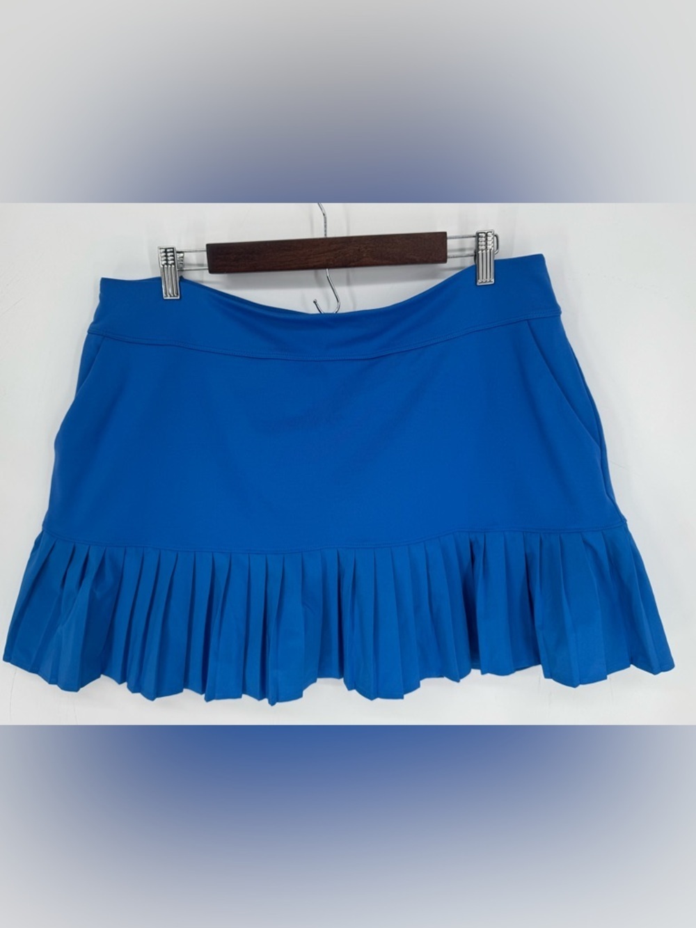 Under Armour Women's Pleated Royal Blue Athletic Skirt Built in Shorts Size XL